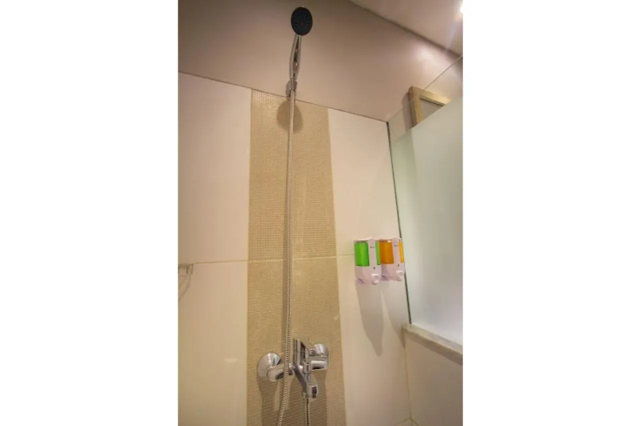 Oyo 2854 Cozy B&B Seminyak Семиньяк