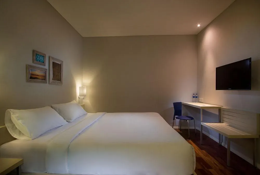 Oyo 2854 Cozy B&B Seminyak 2*, Семиньяк Индонезия