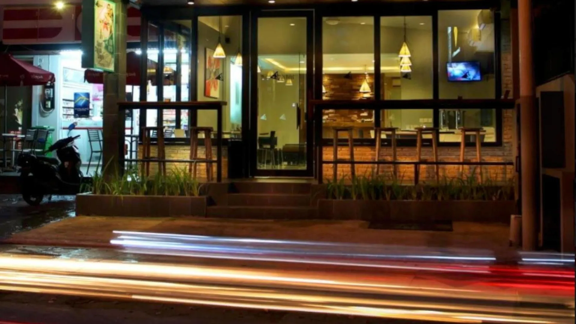Отель Oyo 2854 Cozy B&B Seminyak