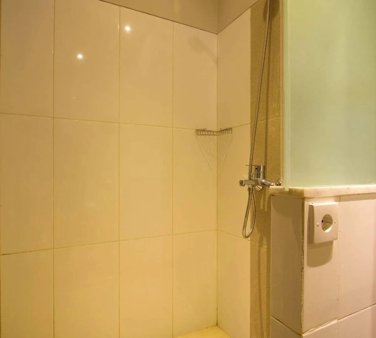 Oyo 2854 Cozy B&B Seminyak 2*, Семиньяк