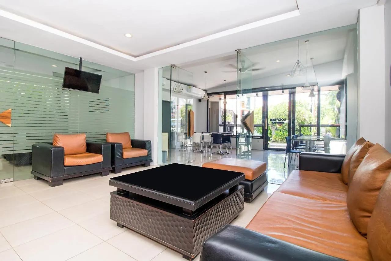 Отель Oyo 2854 Cozy B&B Seminyak