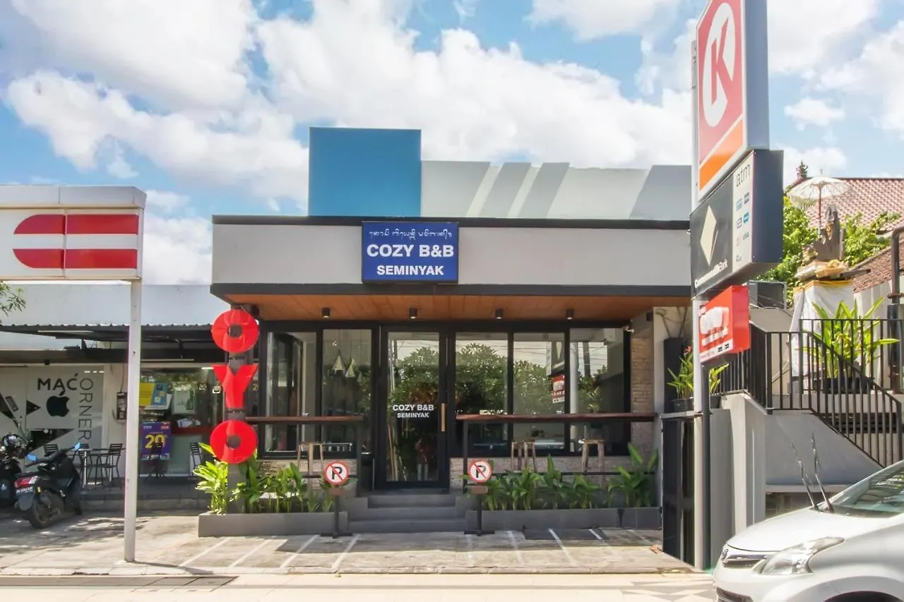 Oyo 2854 Cozy B&B Seminyak Семиньяк
