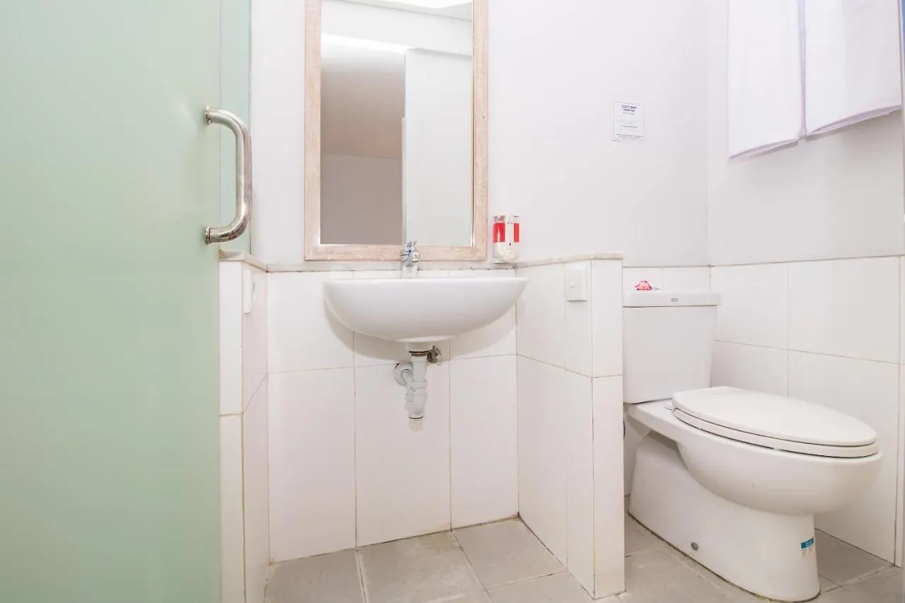 Oyo 2854 Cozy B&B Seminyak 2*, Семиньяк Индонезия